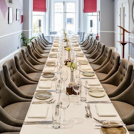 The Seaview Hotel And Restaurant Экстерьер фото